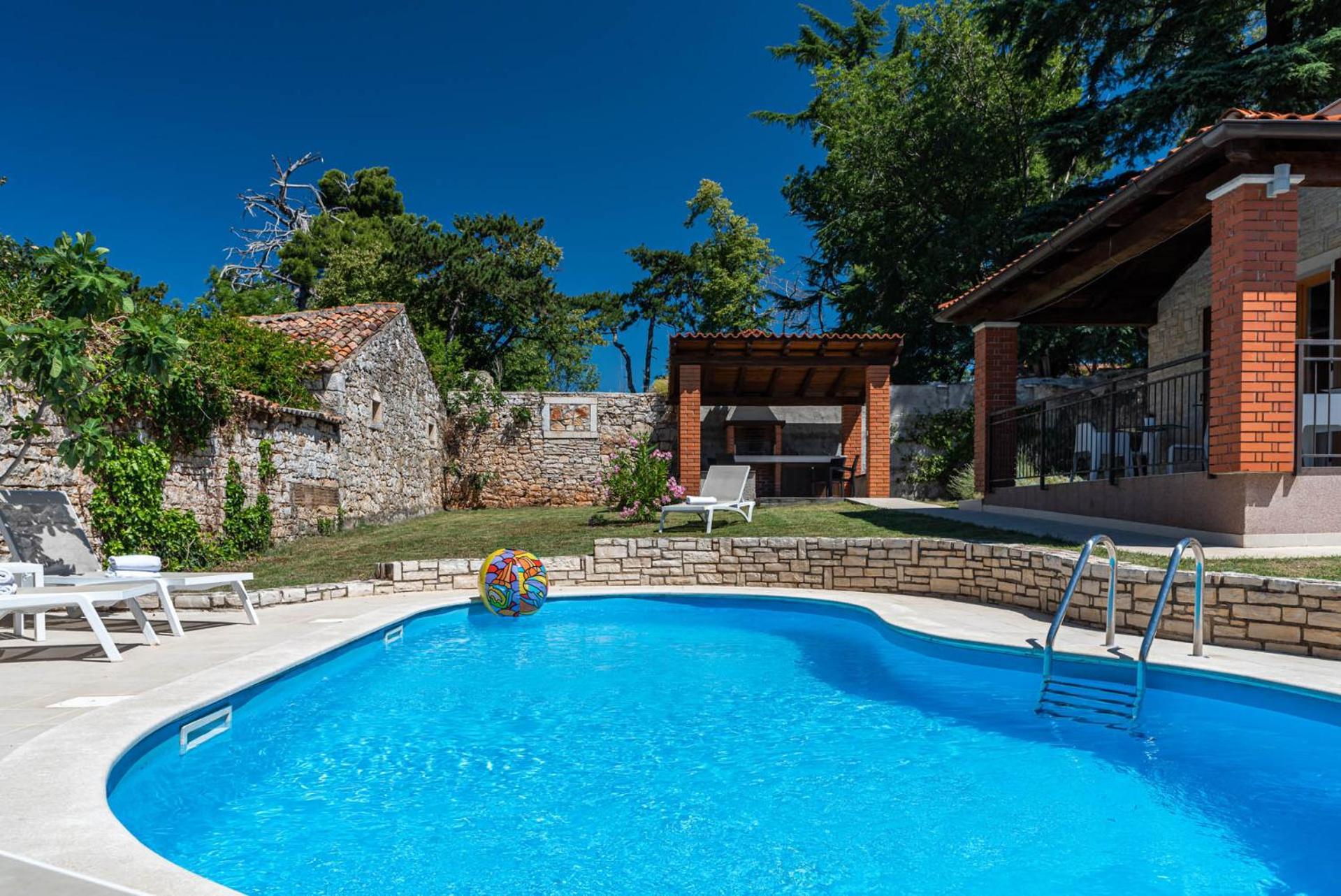 Villas Kolumbera With Private Pools Room photo